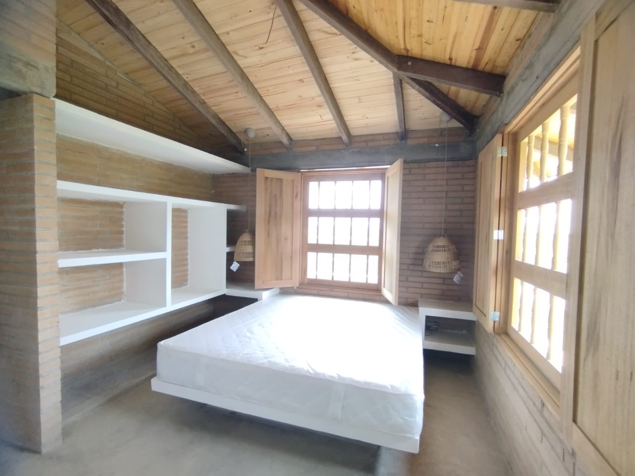 Piscina y Estructura